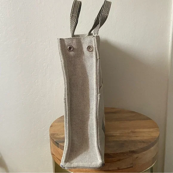 Hermes Toile Fourre-Tout MM Tote Bag - Picture 4 of 16